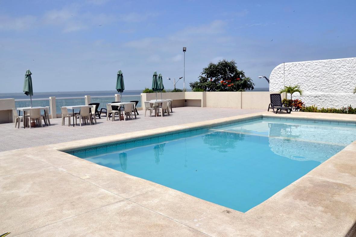 Hotel Paradise Beach Playas Exteriér fotografie